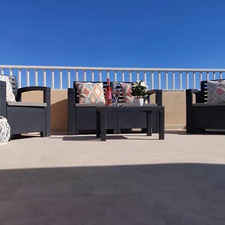 Modern Large Terraced - Garden Views פאולה