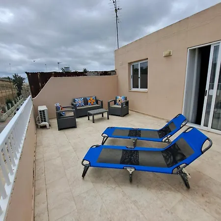 Modern Large Terraced - Garden Views